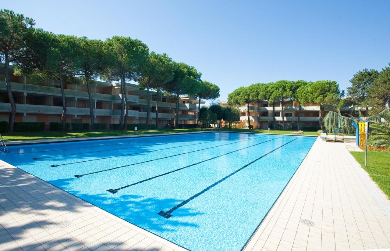 Solarium/Piscina Villa Bibione Eksteriør billede